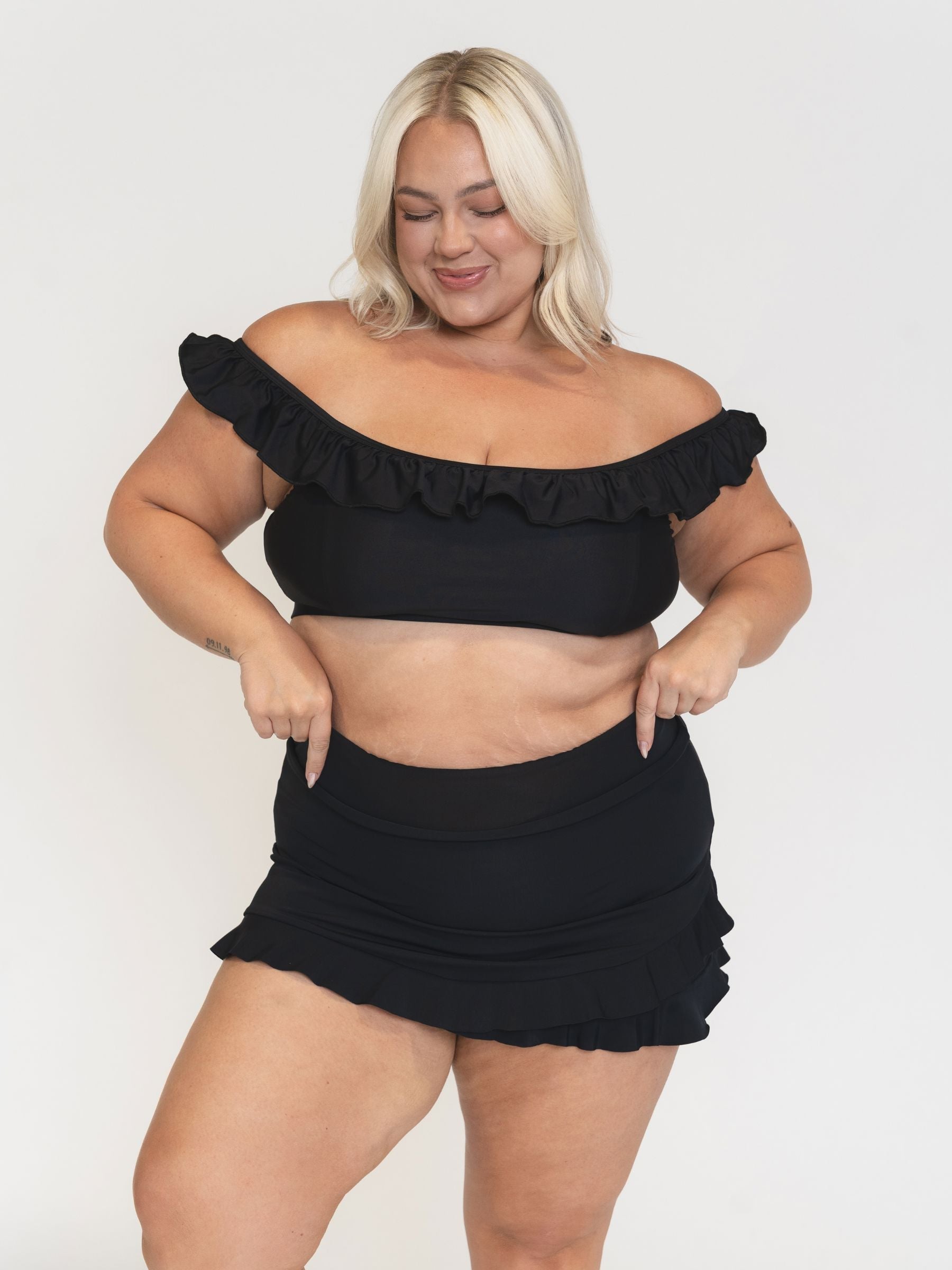 Black Ruffle Scoop Bralette