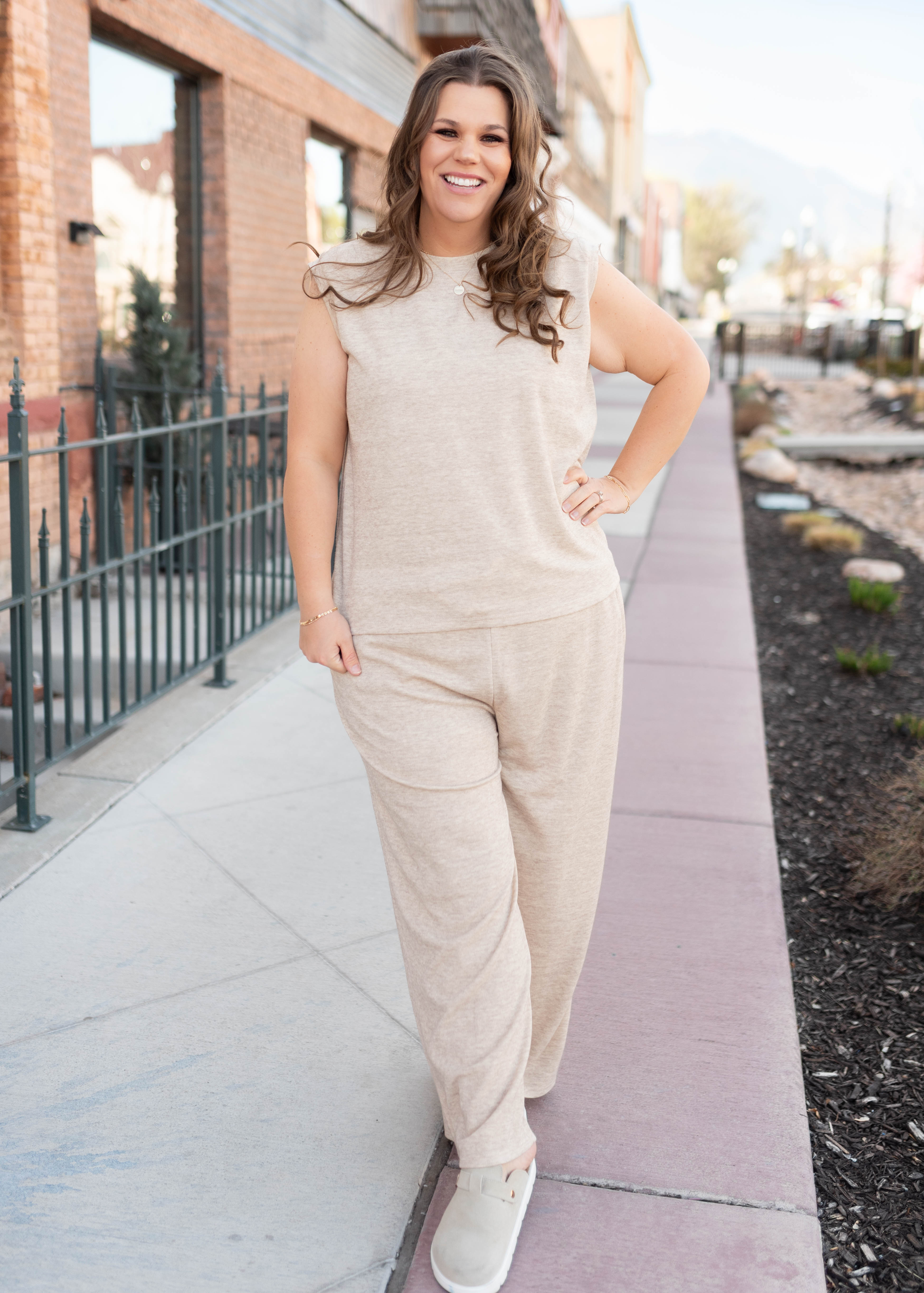 Baylee Taupe Short Sleeve Sweater