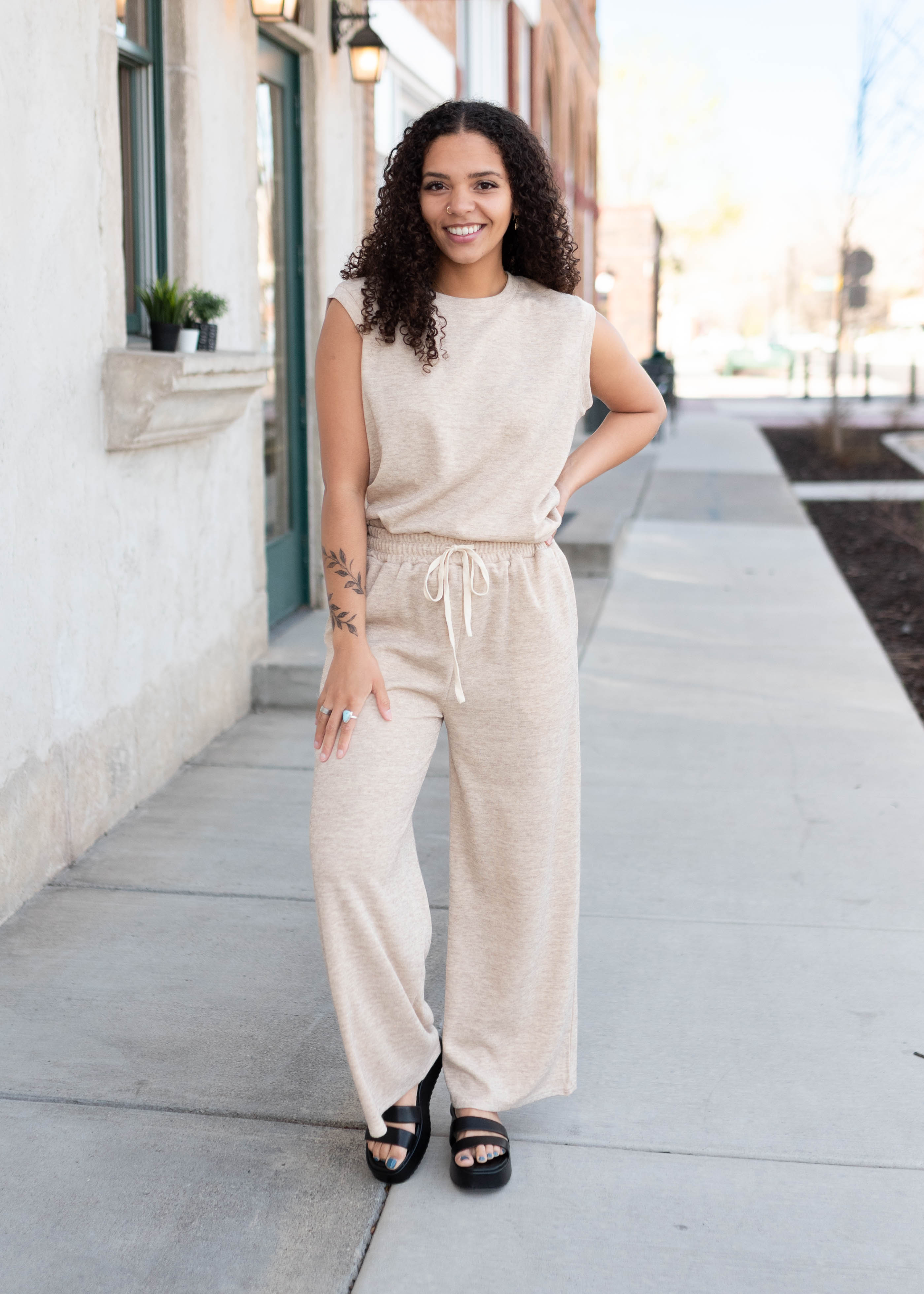 Baylee Taupe Short Sleeve Sweater