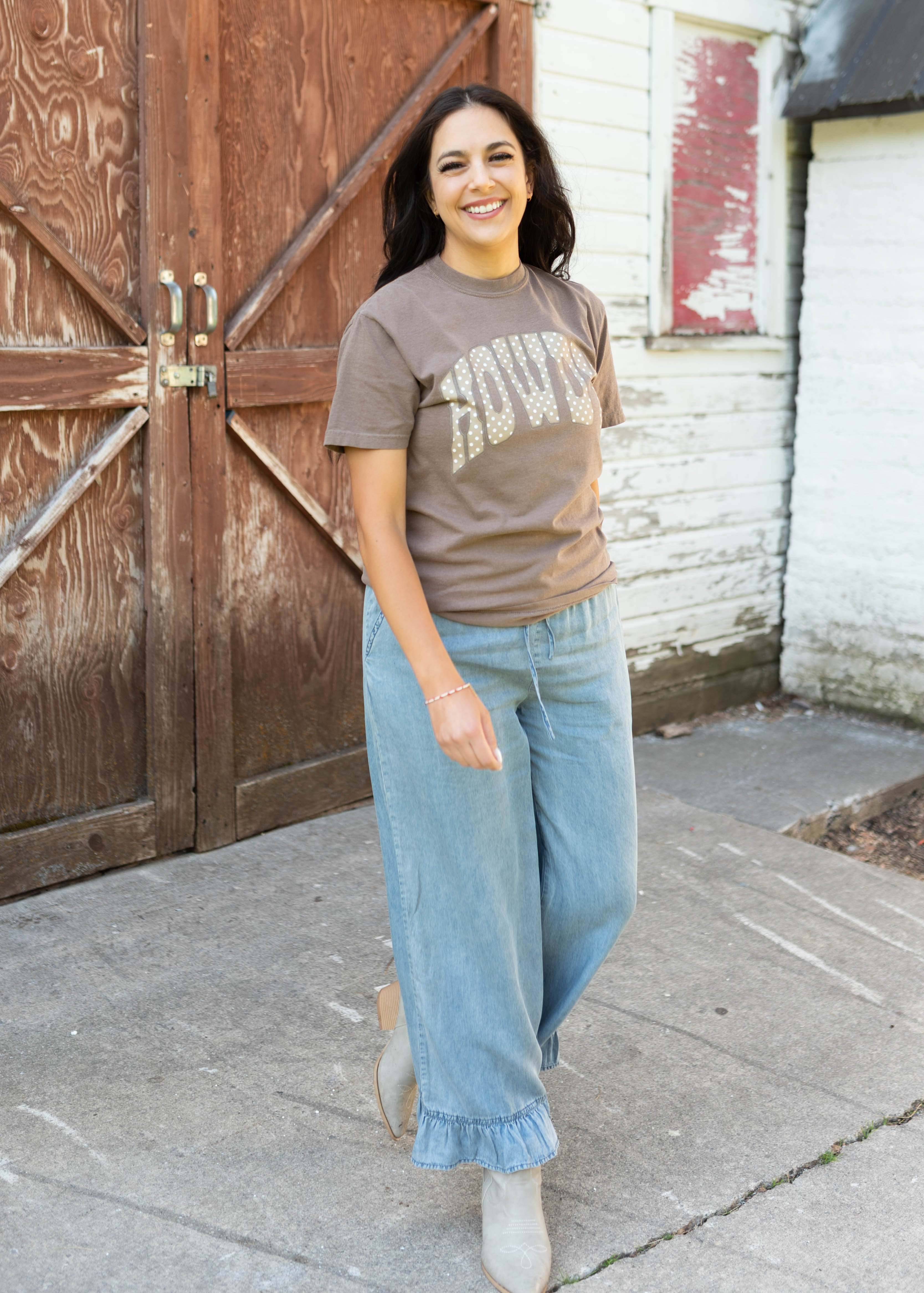 Howdy Brown Graphic Tee