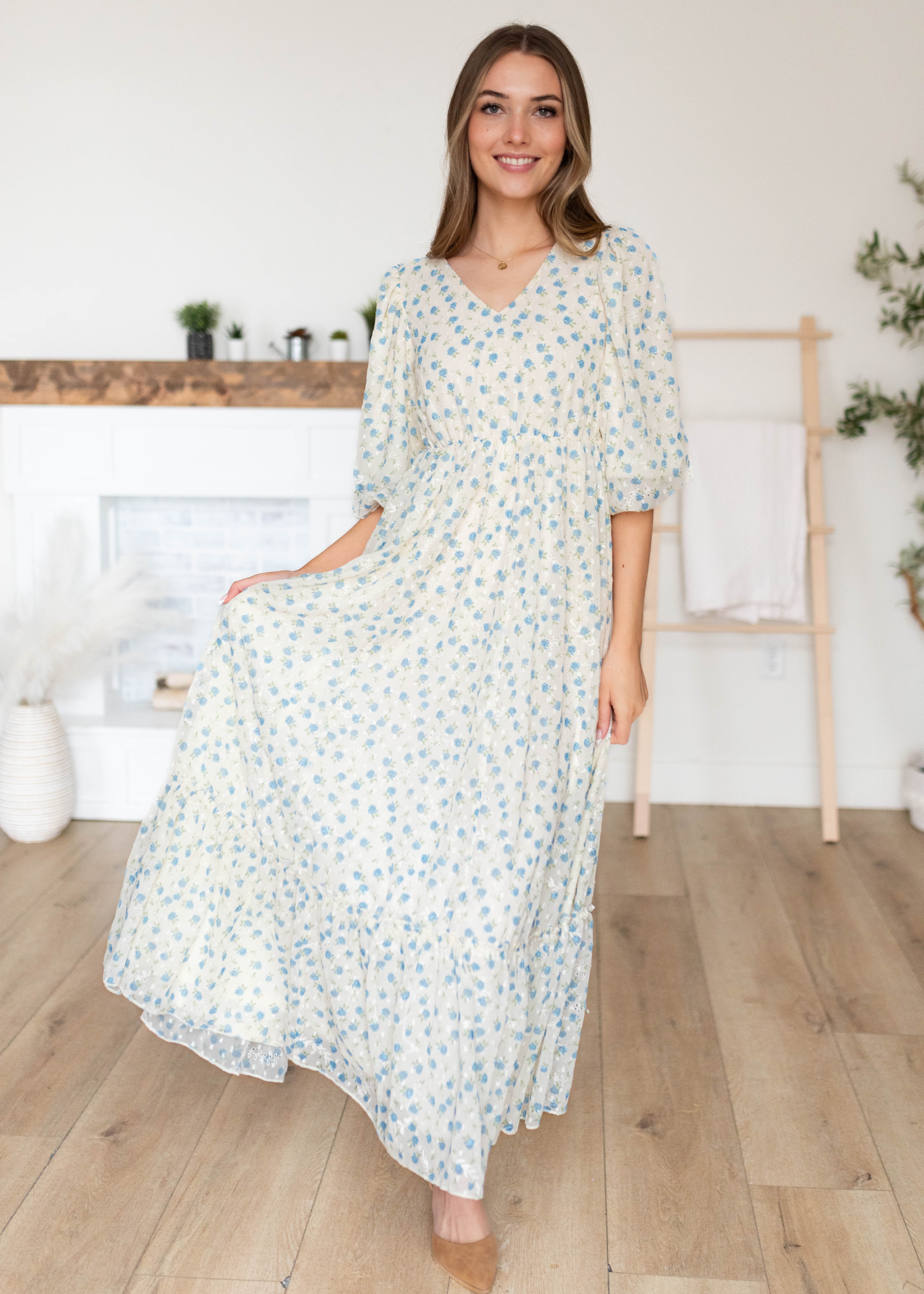 Kaitlyn Ivory Blue Floral Dress