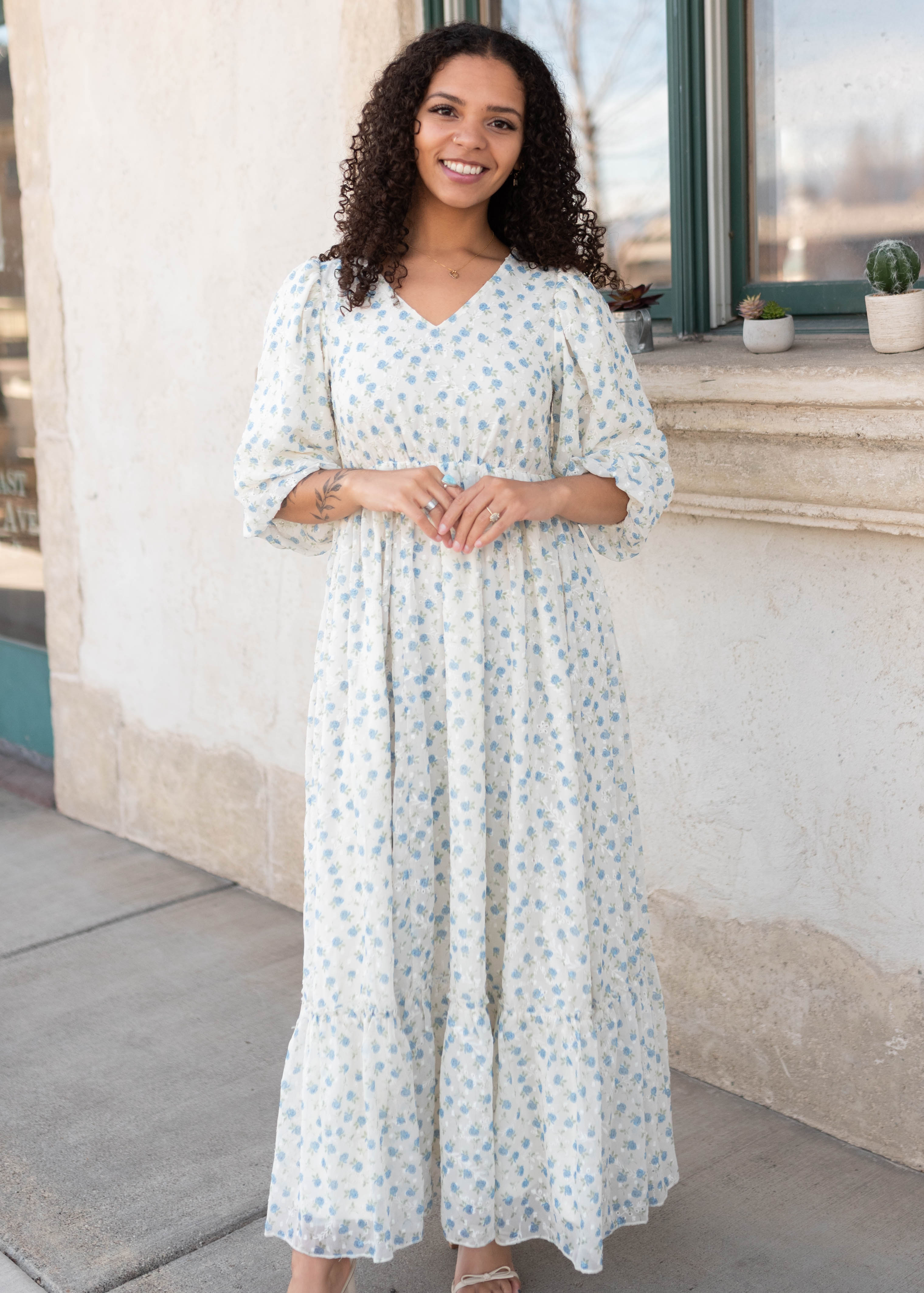 Kaitlyn Ivory Blue Floral Dress