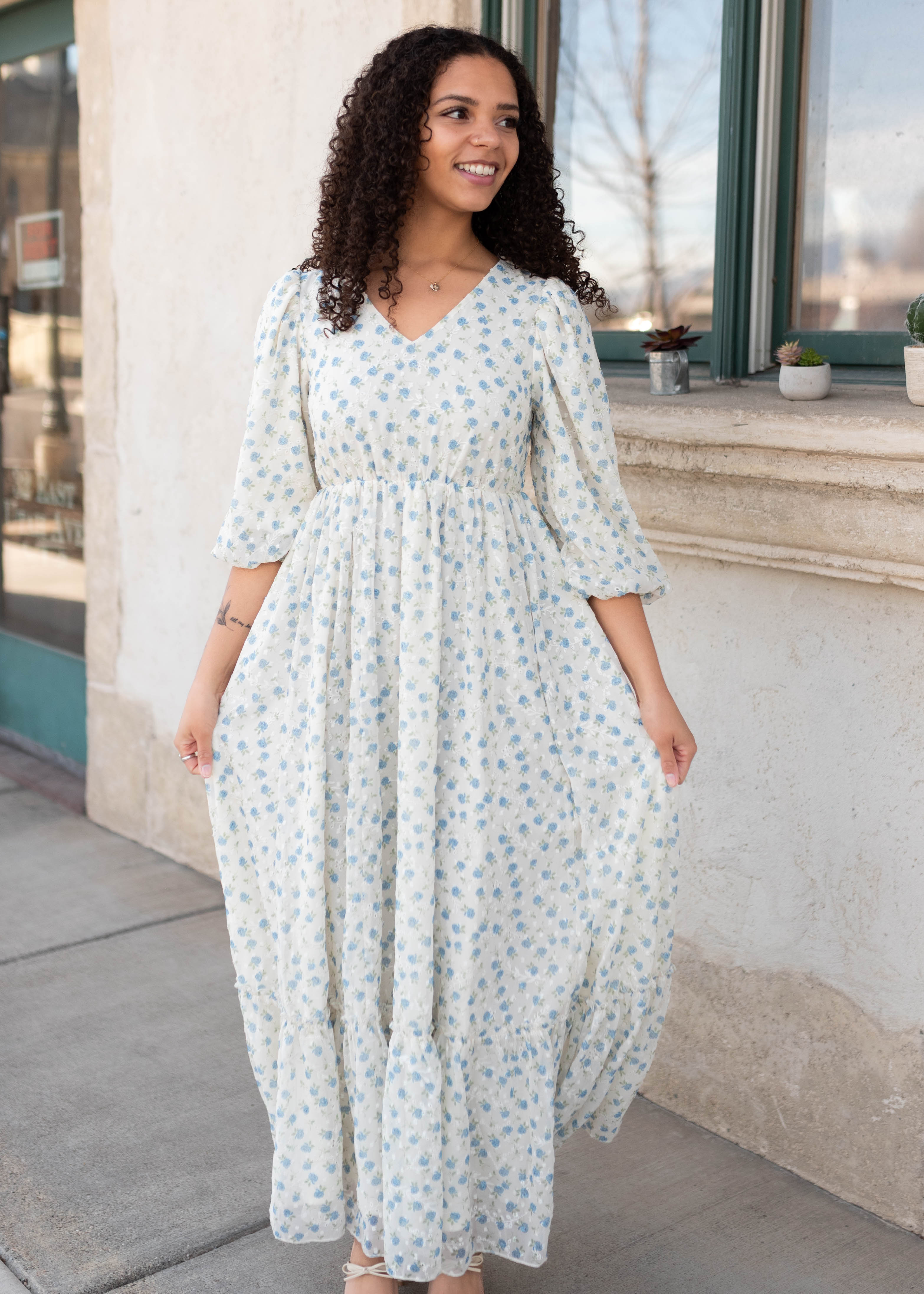 Kaitlyn Ivory Blue Floral Dress