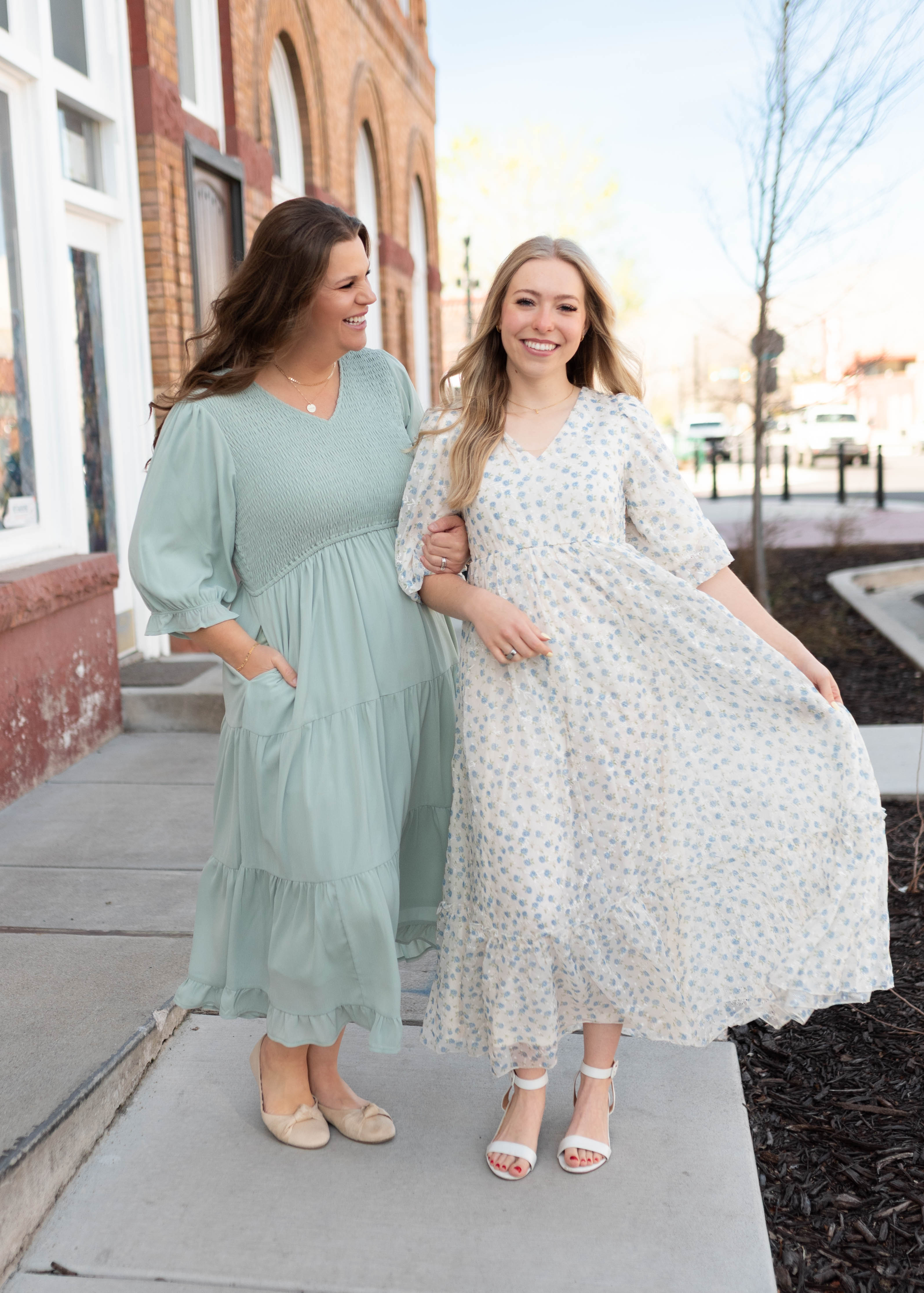 Kaitlyn Ivory Blue Floral Dress
