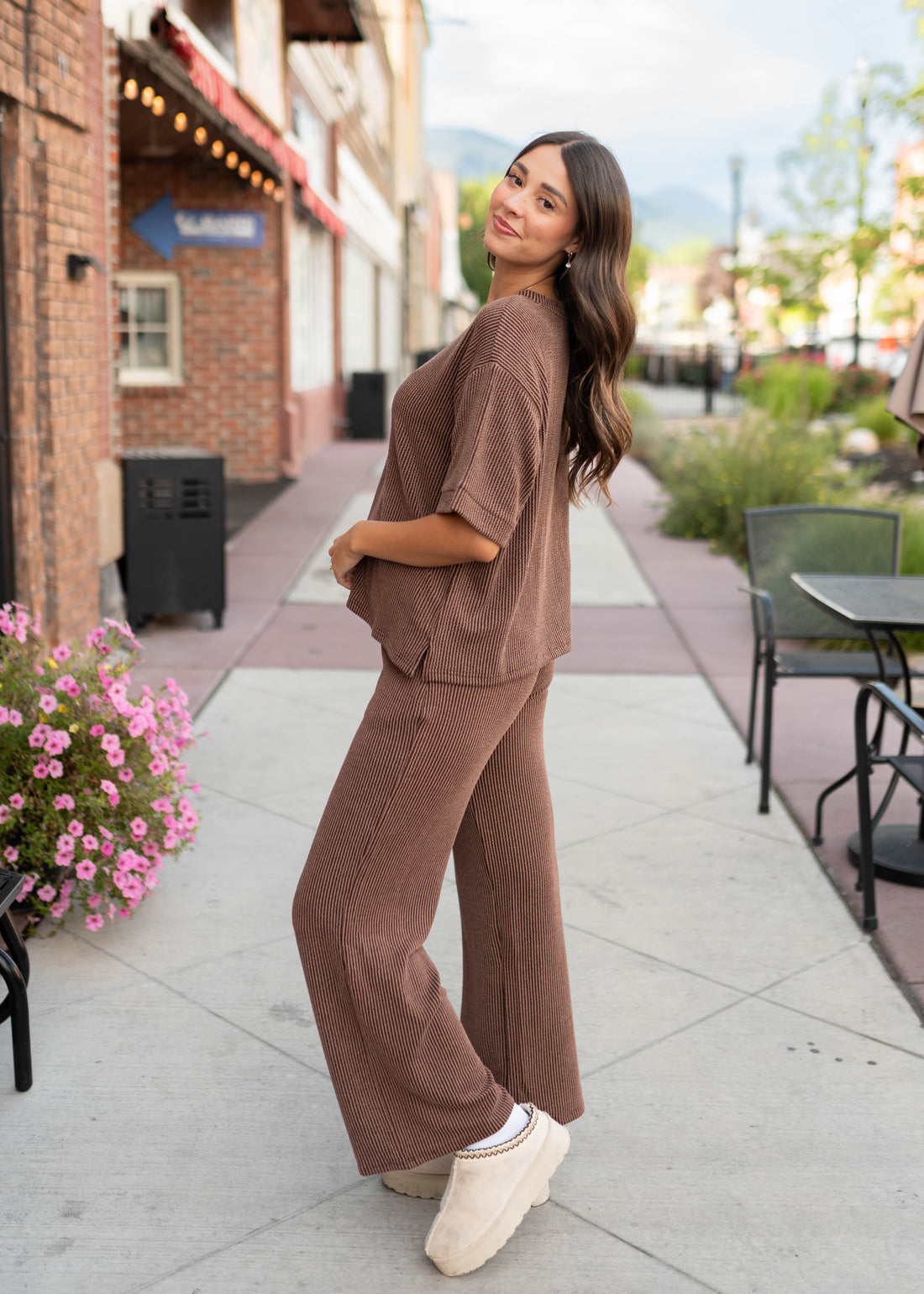 Ruthie Brown Ribbed Lounge Set