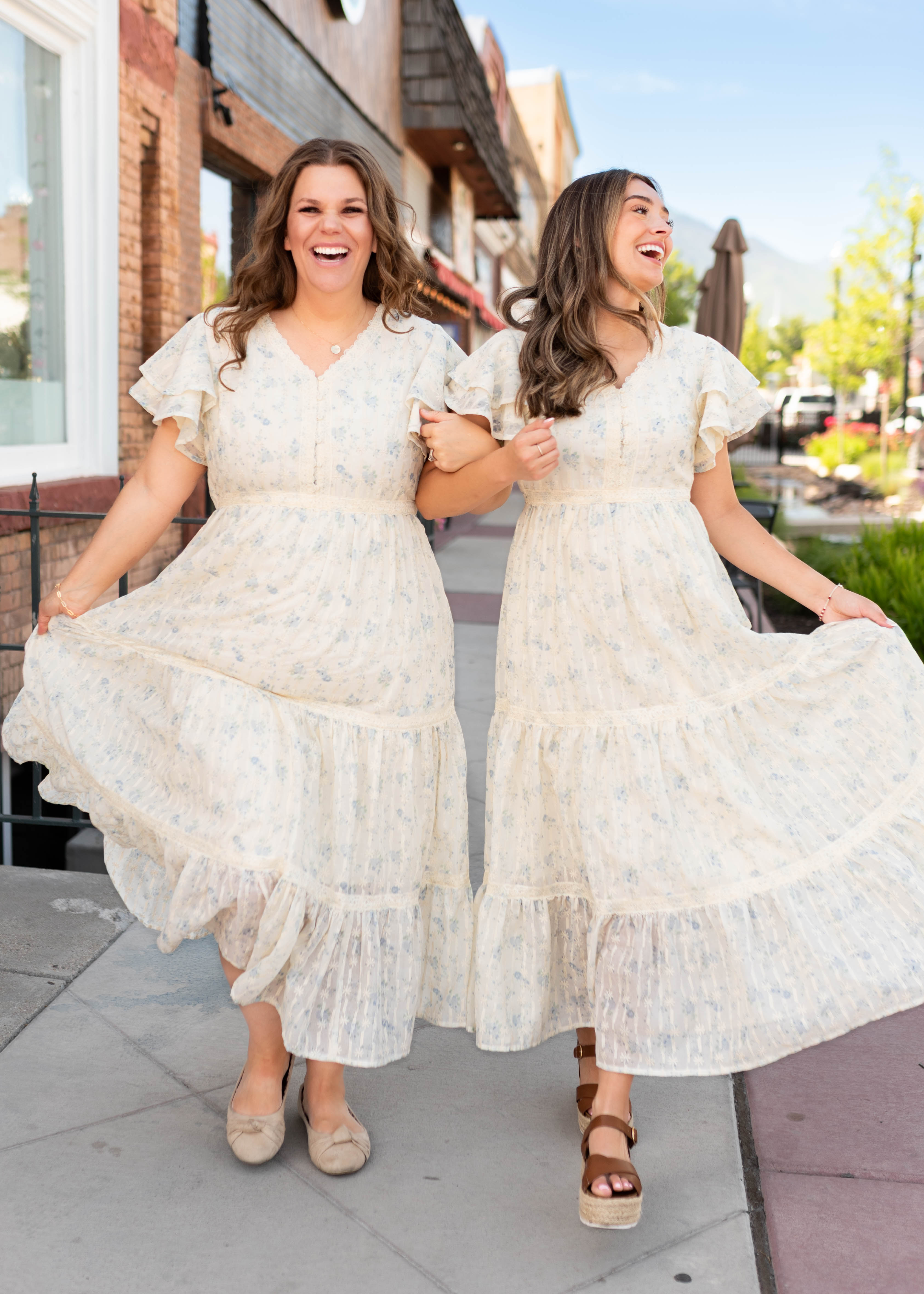 Lena & Lou Sarah Cream Floral Lace Dress