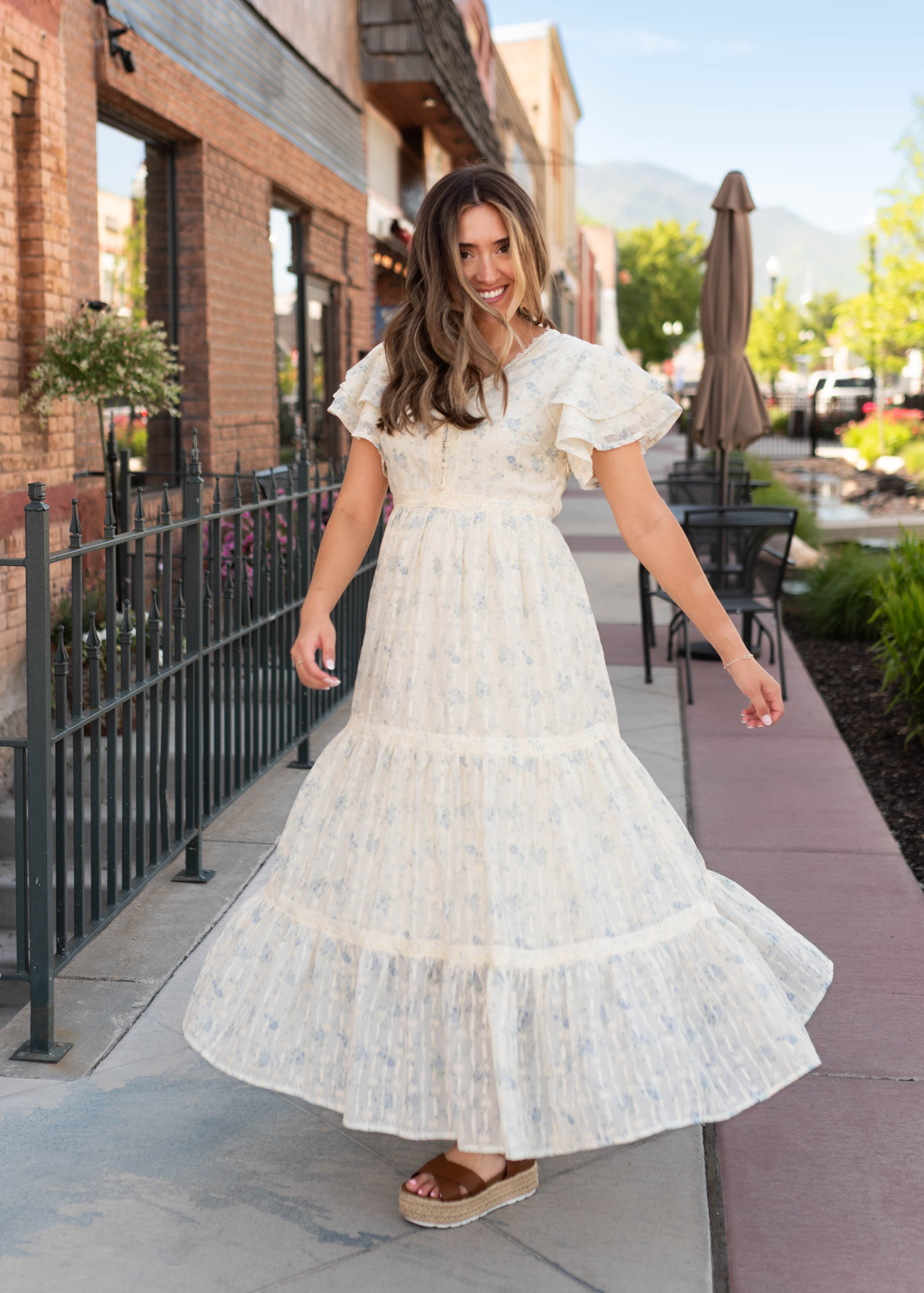 Lena & Lou Sarah Cream Floral Lace Dress