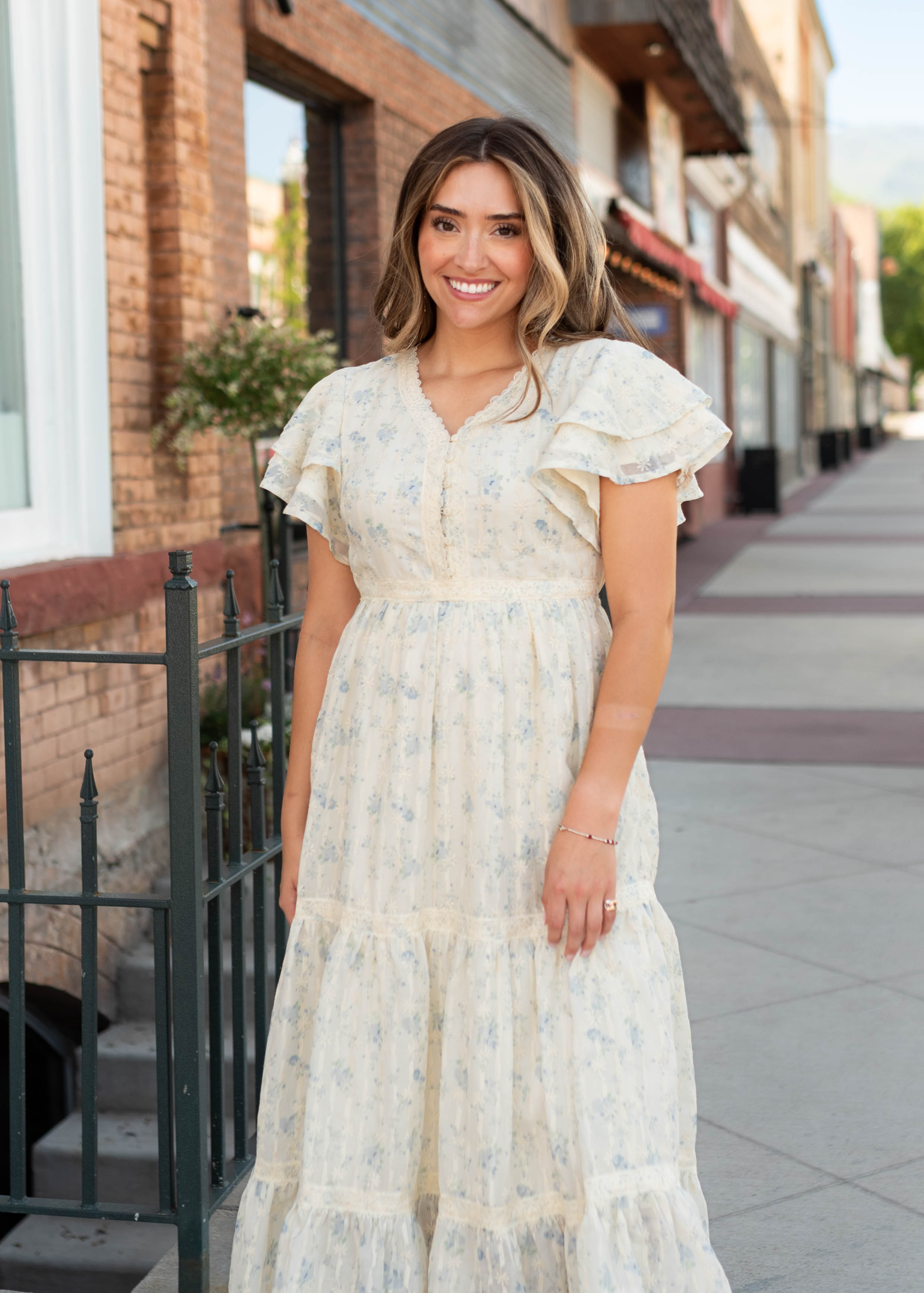 Lena & Lou Sarah Cream Floral Lace Dress
